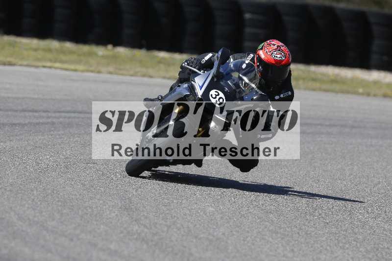 /01 02.04.2026 MAZ ADR/Gruppe rot/39